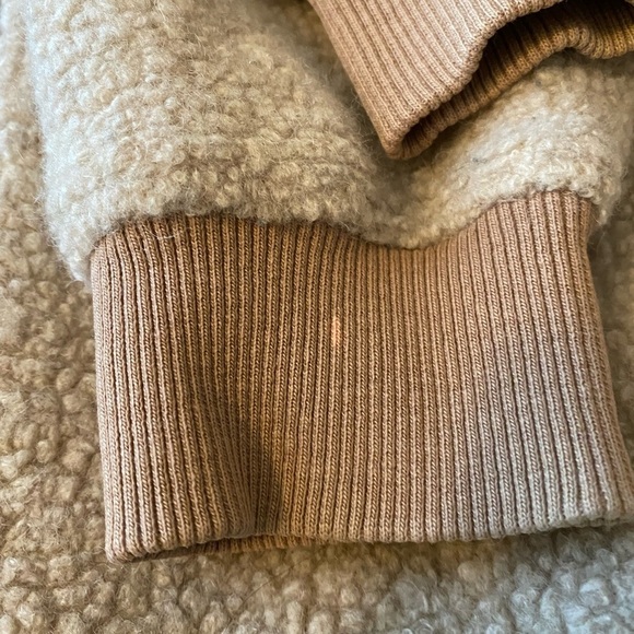 Outdoor Voices Megafleece sweatshirt - Picture 5 of 5